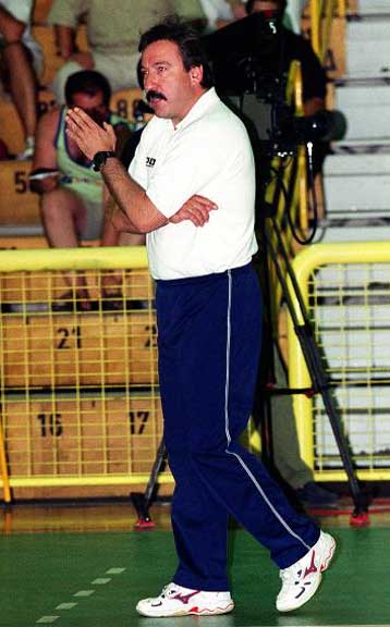 Ο Τ.Φλώρος επέλεξε τις αθλήτριες της εθνικής βόλεϊ