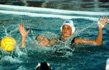 Ολυμπιακός – Γλυφάδα, Νηρέας – Βουλιαγμένη για τα πλέι οφ της Α1 πόλο γυναικών