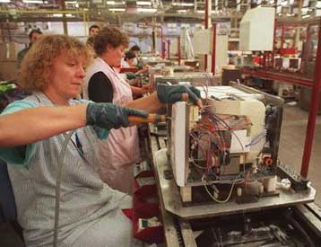 Υποχώρησε η επιχειρηματική εμπιστοσύνη στη Γαλλία το Μάρτιο