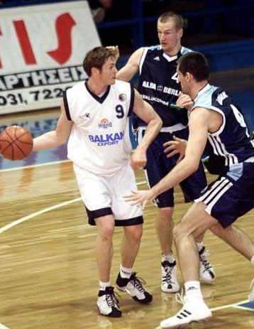 Ώρα πρόκρισης ή παράταση αγωνίας; Παναθηναϊκός και Ηρακλής σκοπεύουν το 2-0 επί Κρκα και Αλμπα