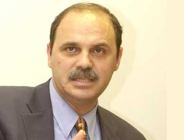 Με αυξημένα κέρδη τριμήνου βγαίνουν οι εταιρείες από καθεστώς επιτήρησης