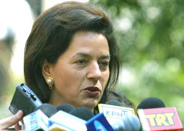 12.000 άτομα περνούν οριστικά στις Νομαρχιακές Αυτοδιοικήσεις