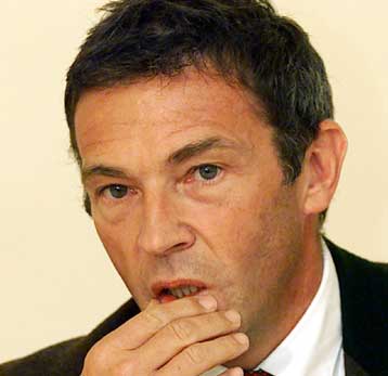 Η κυβέρνηση ευθύνεται για την πτώση μας, δήλωσε ο πρώην αρχηγός των Ελευθέρων