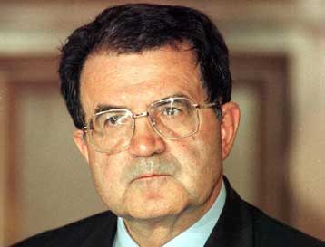 Αρχίζει η συνάντηση για το ρόλο και τη δράση των ΜΜΕ