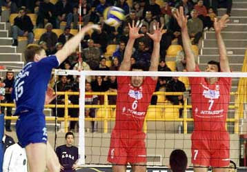 Ο Ολυμπιακός νίκησε για τέταρτη φορά φέτος τον Ηρακλή με 3-0