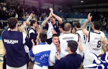 Ηρακλής και Αλμπα με το ίδιο αεροπλάνο στο Βερολίνο για το ματς της Πέμπτης