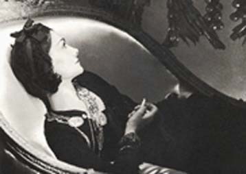 Μεγάλη επιτυχία της έκθεσης έργων του στη Νational Portrait Gallery