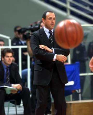 Διέλυσε τη συμπολίτισσά της, Παφ, με 103-76 στα πλέι οφ της Euroleague