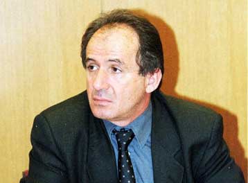 Χωρίς εκπλήξεις συγκροτήθηκε η διοίκηση της εργατικής συνομοσπονδίας