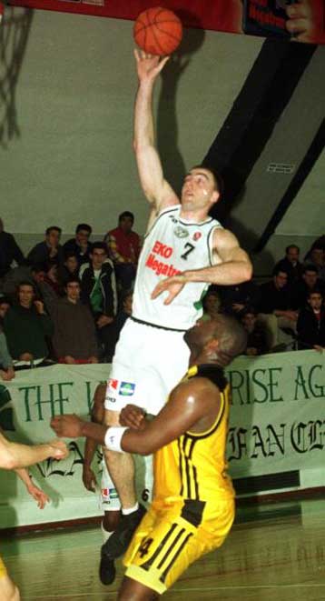 Ο Έι Τζέι Γκρέιντζερ συμφώνησε με την Αντέκο Μιλάνο