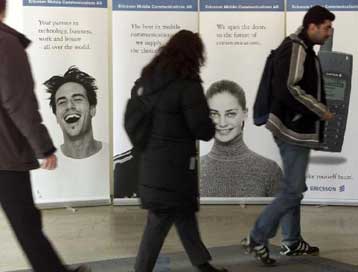 Σε απολύσεις 3.300 εργαζομένων προχωρεί η Ericsson