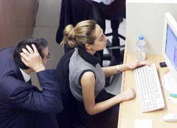 Κατά 0,80% υποχώρησε ο γενικός δείκτης την Τρίτη