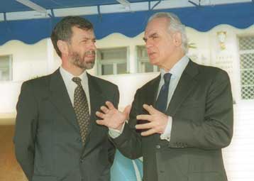 Η κρίση στα Βαλκάνια στη συνάντηση Τσοχατζόπουλου με Έστεμαν