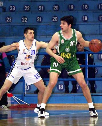 Τζάμπολ την Τρίτη στη φάση των «16»