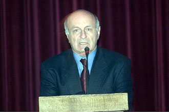 Διεθνής τιμή στους καθηγητές Τριχόπουλο και Τσαμτσούρη