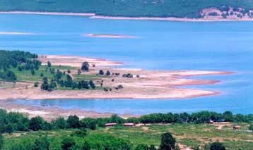 Ο Εγκέλαδος «επισκέφθηκε» τη λίμνη Πλαστήρα