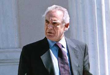 Κανένας κίνδυνος για την Ελλάδα, δήλωσε ο Ακης Τσοχατζόπουλος