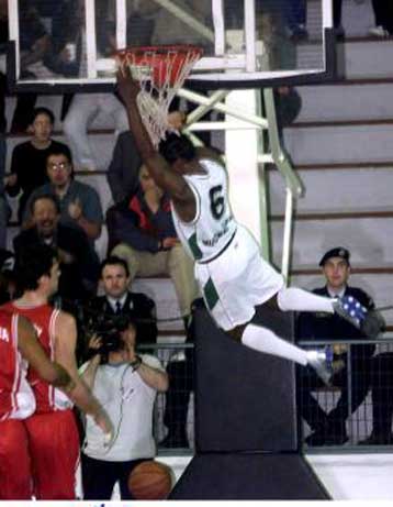 Με Ράτζα – Οικονόμου ο Ολυμπιακός 102-91 στον Μίλωνα