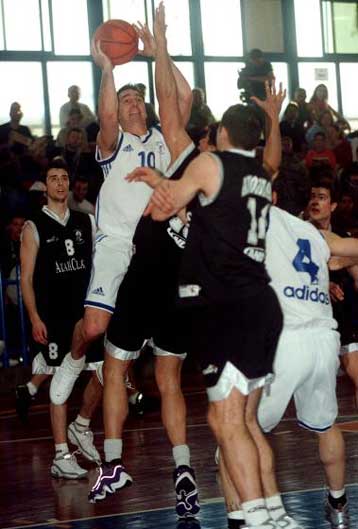 Στην παράταση υπέκυψε ο Απόλλων Π. – Μεγάλη νίκη για Ιωνικό Ν.Φ.