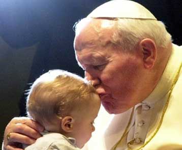 Επίσημη πρόσκληση στον ποντίφικα απευθύνει η κυπριακή κυβέρνηση