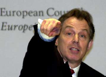 Η ελληνική αστυνομία θα συλλάβει τους δολοφόνους του Σόντερς