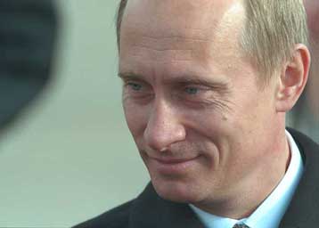 Σιωπή Πούτιν για το διωγμό των Ρώσων διπλωματών από τις ΗΠΑ