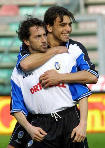 Έξι Ιταλοί ποδοσφαιριστές τιμωρήθηκαν διότι έστησαν παιχνίδι