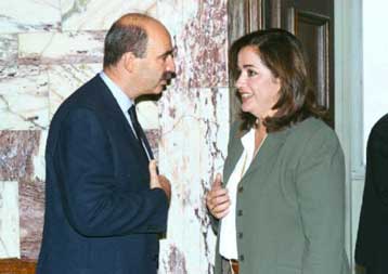 Στη ΝΔ πρέπει να υπάρχει ανοιχτό ένα κανάλι επικοινωνίας