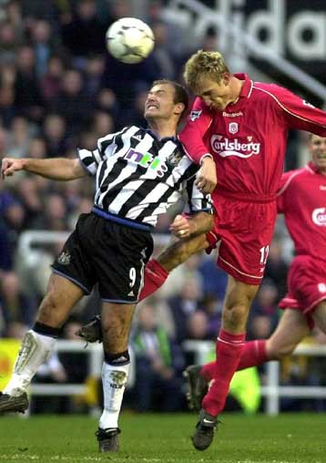 Στις Ηνωμένες Πολιτείες για να δει τι θα γίνει ο Σίρερ