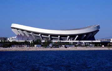 Παρακολουθούμε με ιδιαίτερη ανησυχία τις εξελίξεις