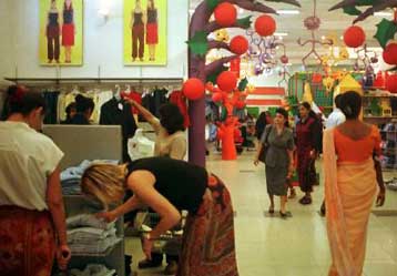 Μείωση κατά 0,9% σημείωσαν το Φεβρουάριο