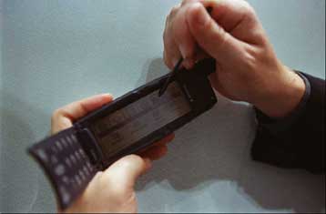 Κοινό πρότυπο αναπτύσσουν οι Motorola, Ericsson και Siemens