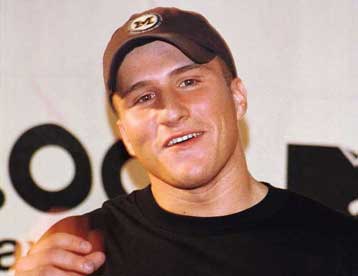 Οι δισκογραφικές εταιρείες την κατηγορούν για ραθυμία