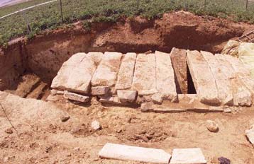 Βρέθηκε σαρκοφάγος μεγάλων διαστάσεων