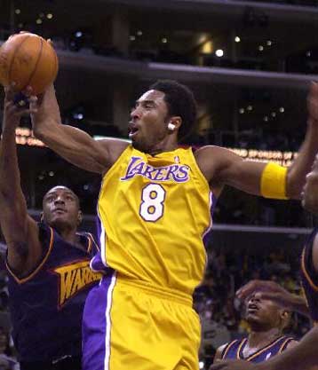 Οι Λέικερς «χάνουν» τον Μπράιαντ