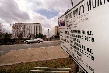 Η Ουάσινγκτον απελαύνει περίπου 50 Ρώσους διπλωμάτες