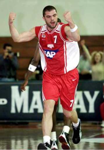 Μάθαμε στο ημίχρονο ότι ο Ολυμπιακός κερδίζει μέσα στη Λεωφόρο και πήραμε δύναμη