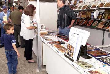 Τα ελληνικά γράμματα τιμώνται σε έκθεση βιβλίου στην Αστόρια