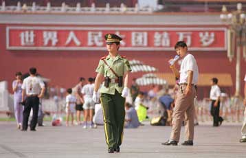 Στα χέρια της αστυνομίας μια γυναίκα, ελεύθεροι ο σύζυγος και ο γιος της