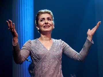 Η Ιρανή τραγουδίστρια θα δώσει δύο συναυλίες στο Ντουμπάι