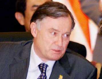 Πιέσεις στο ιαπωνικό νόμισμα, ενισχύεται το ευρώ