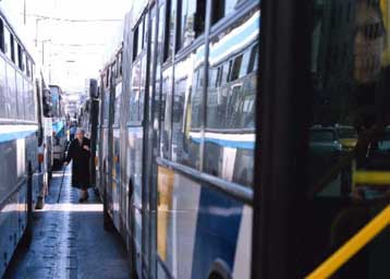 Ακινητοποιούνται το απόγευμα για την κηδεία Σταμούλου