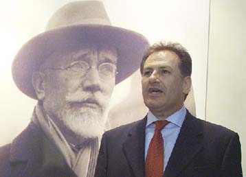 Καραμανλής – Μπακογιάννη βρίσκονται στα πρόθυρα νευρικής κρίσης, δήλωσε ο υπουργός