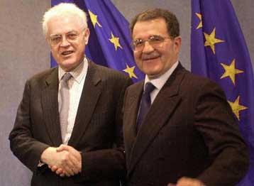 Ευρωπαϊστής ο Ζοσπέν; Τη διαμόρφωση «νέας ευρωπαϊκής σκέψης» προτείνει ο Γάλλος πρωθυπουργός