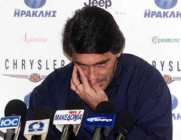 Και τυπικά διαζύγιο με Ηρακλή, Παπαδόπουλος μέχρι νεωτέρας στον πάγκο του «γηραιού»