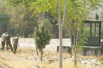 Kλοφέν και τοξικά έχουν ποτίσει το έδαφος της πρώην αμερικανικής βάσης