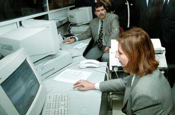 Δικαίωμα αποζημίωσης έχουν και οι απολυμένοι προβληματικών επιχειρήσεων