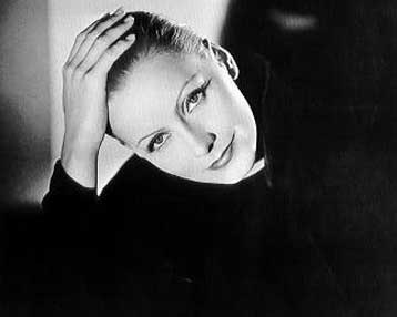 Η προτομή της Σουηδέζας «θεάς» στη Στοκχόλμη