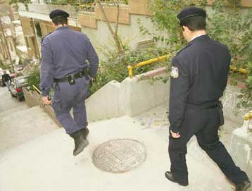 Με ψυχολόγους και κοινωνικούς λειτουργούς στελεχώνονται οι αστυνομικές υπηρεσίες