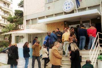 Τετάρτη ή Πέμπτη τα πρώτα αποτελέσματα για τον αριθμό των πολιτών